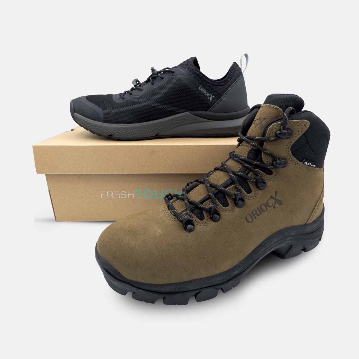 Pack Doble Ruta: Bota LOGROÑO + Zapato AZORES Negro con 30% dto. + Mochila