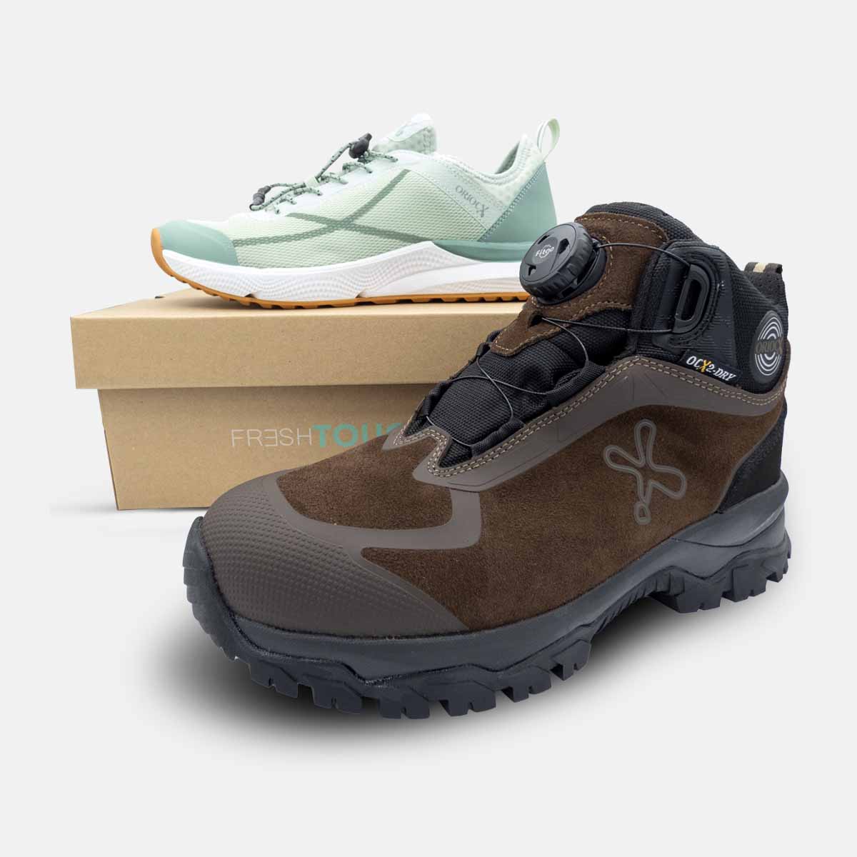 Pack Doble Ruta: Bota BERGASA + Zapato AZORES Verde con 30% dto. + Mochila